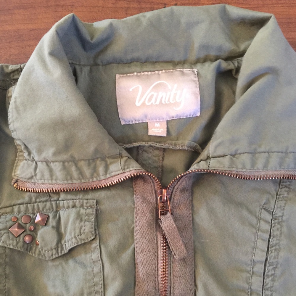 🛍 Utility Jacket 🛍 - Picture 5 of 6